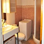Apartmán Con Piscina En *