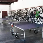 Con Piscina En