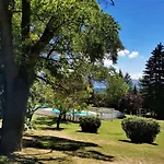 Con Piscina En Apartmán