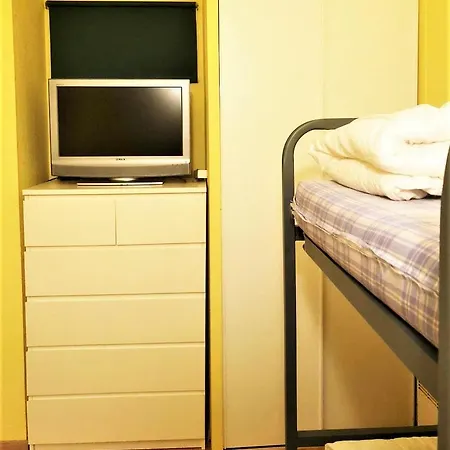 Con Piscina En Apartmán Enveitg