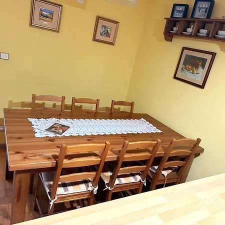 Apartmán Con Piscina En